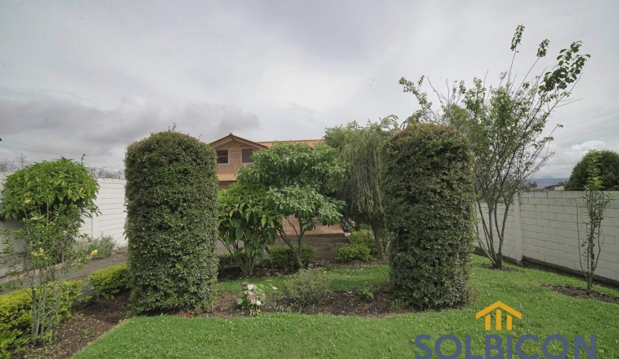 plantas Hermosa Quinta en Cuenca