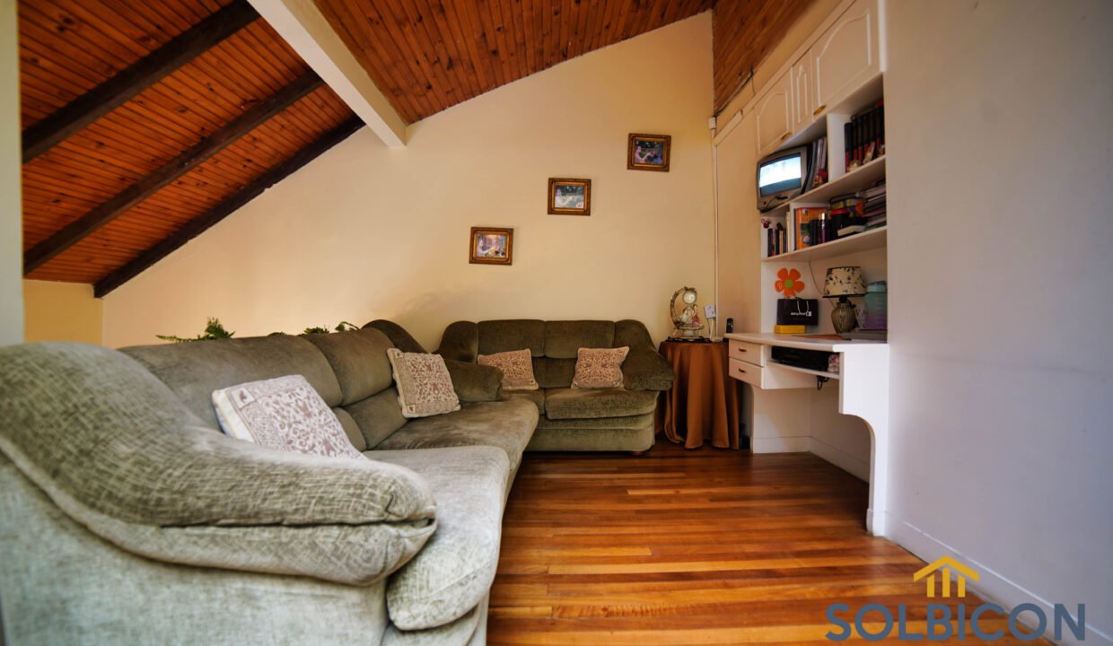 sala tv hijos casa venta sector don Bosco