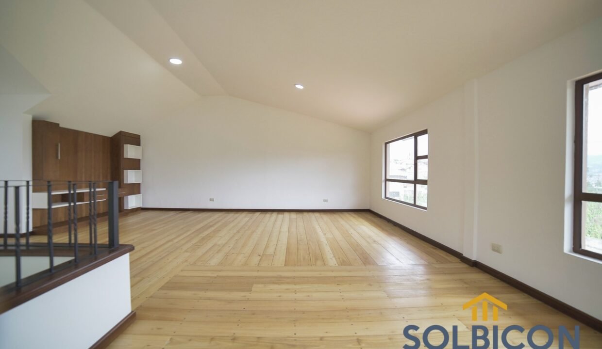 segunda sala Hermosa Quinta en Cuenca