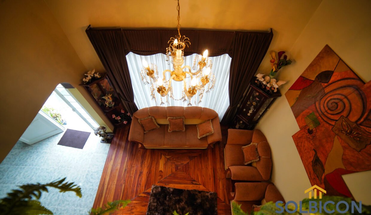 vista sala casa venta sector don Bosco