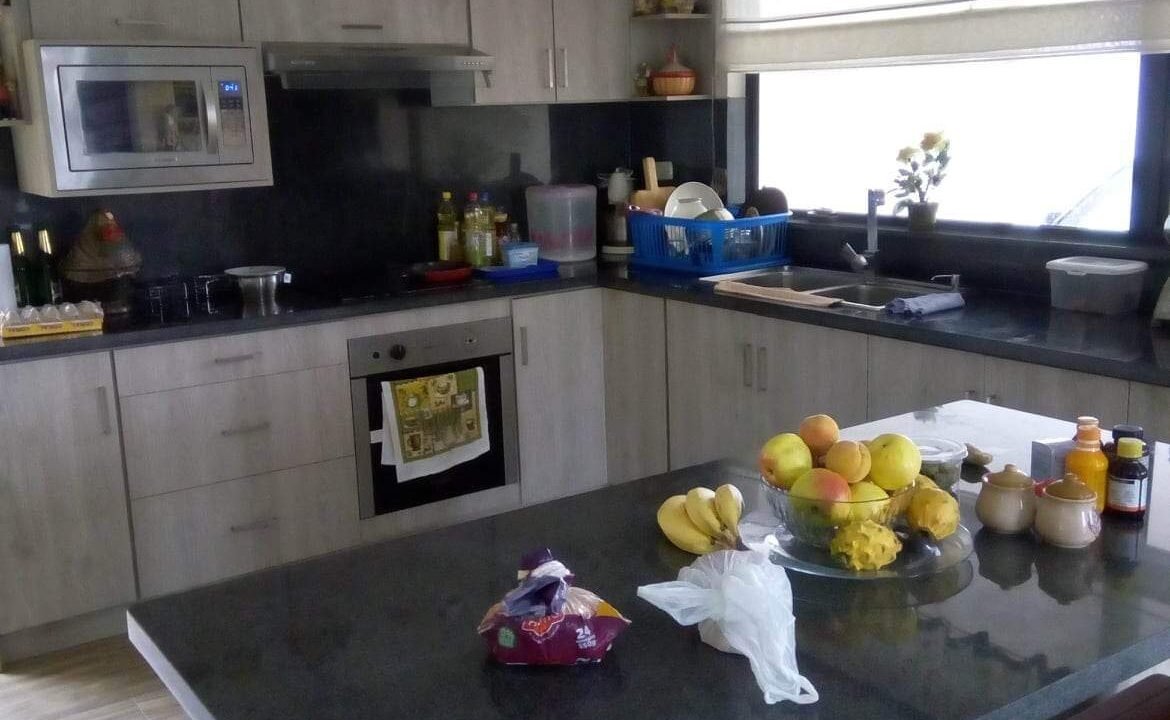 Cocina Casa de cuatro habitaciones-Tarqui