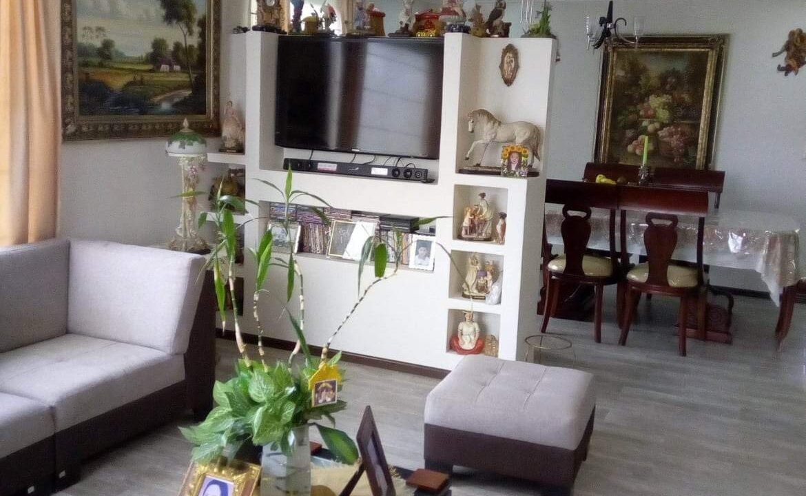Sala Casa de cuatro habitaciones-Tarqui