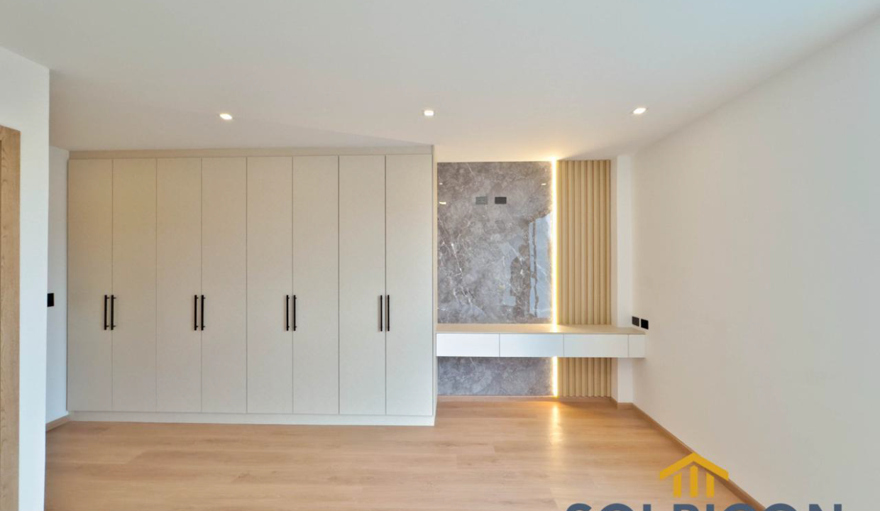 WhatsApp Image 2024-08-19 at 2.45.26 PM (2)