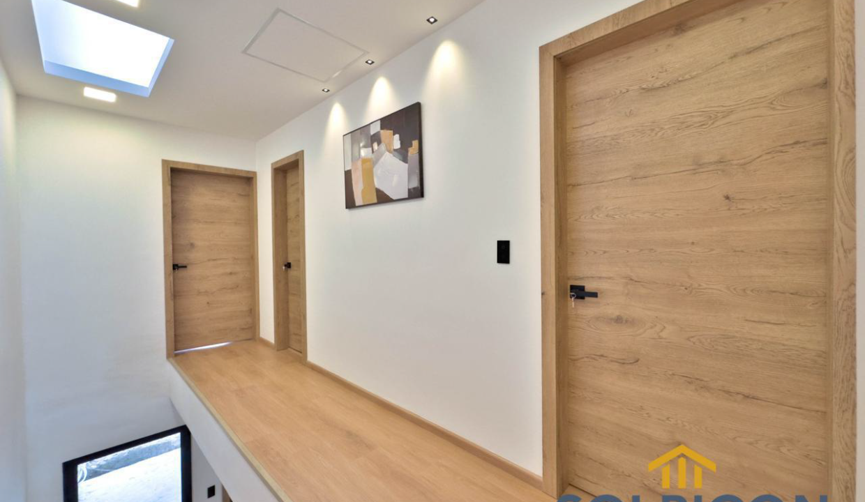 WhatsApp Image 2024-08-19 at 2.45.27 PM (6)