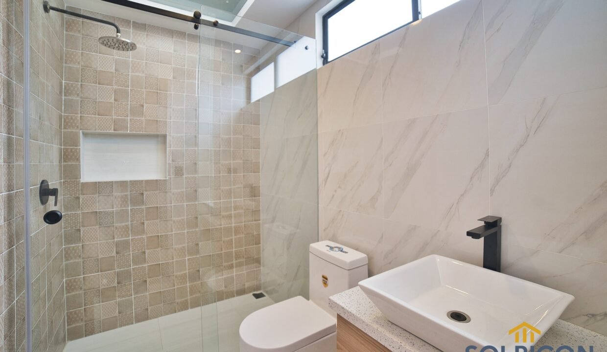 baño de cuartos de hijos Casa VIP sector Balzay