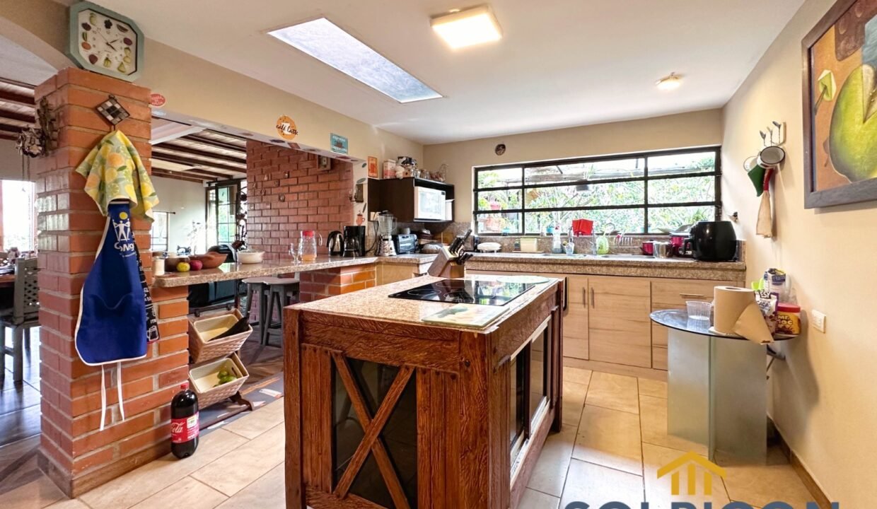 cocina Casa de campo Zhullin Alto