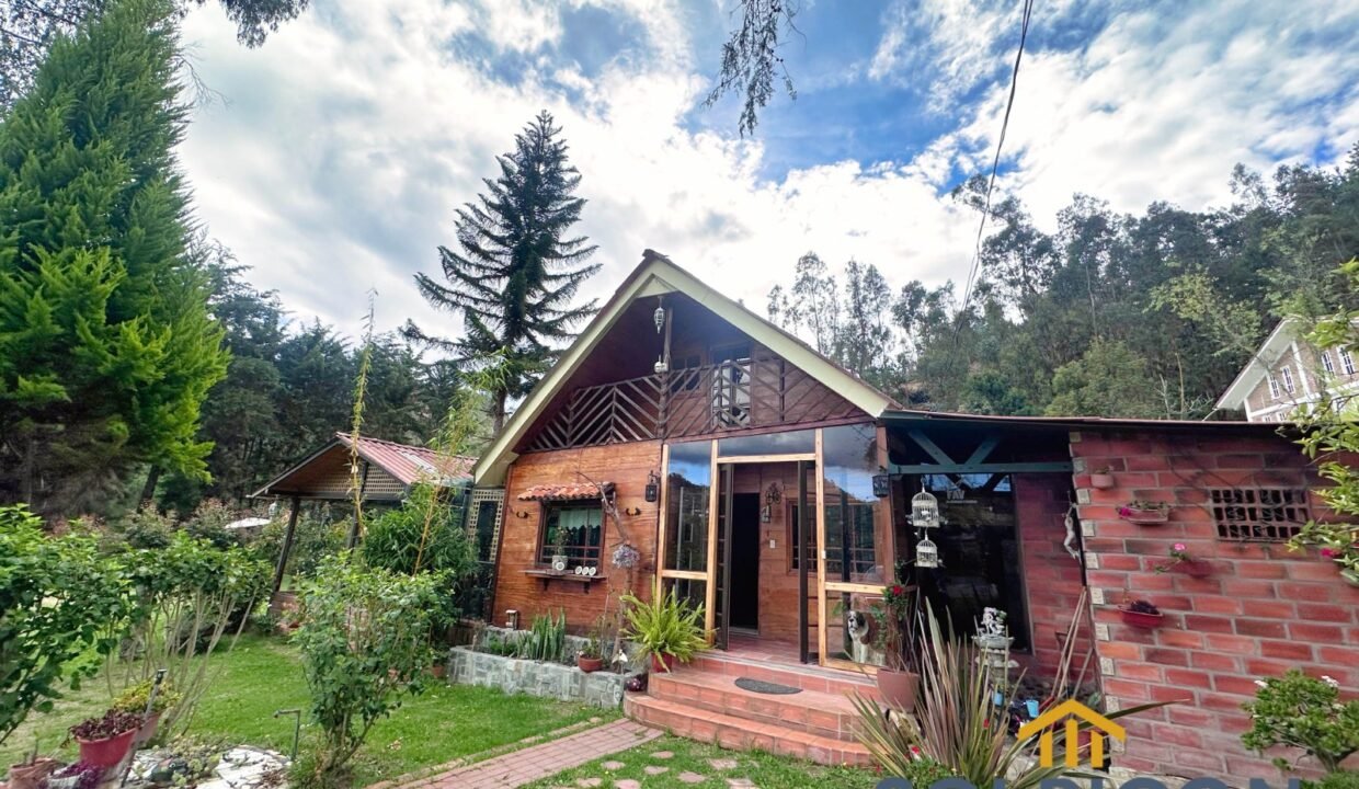 fachada Casa de campo Zhullin Alto