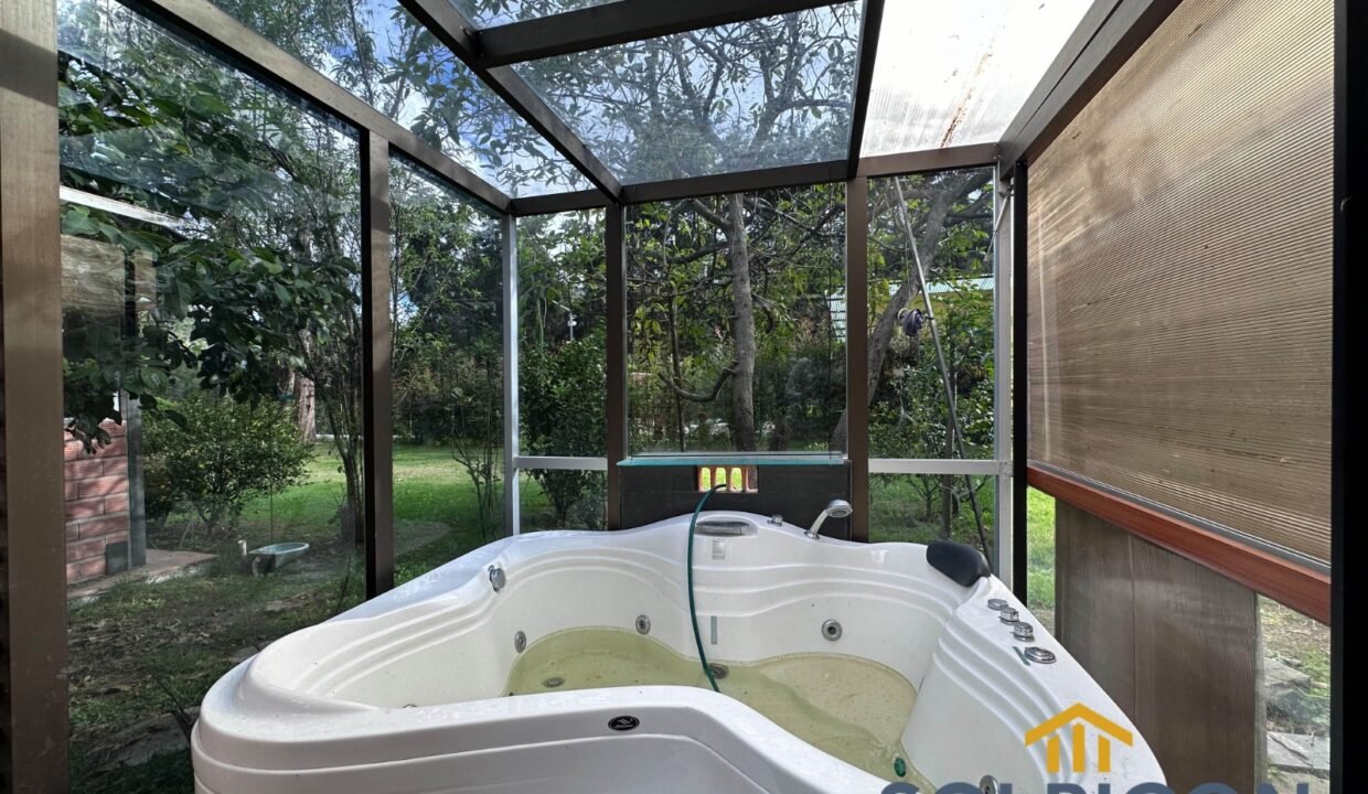 jacuzzifachada Casa de campo Zhullin Alto