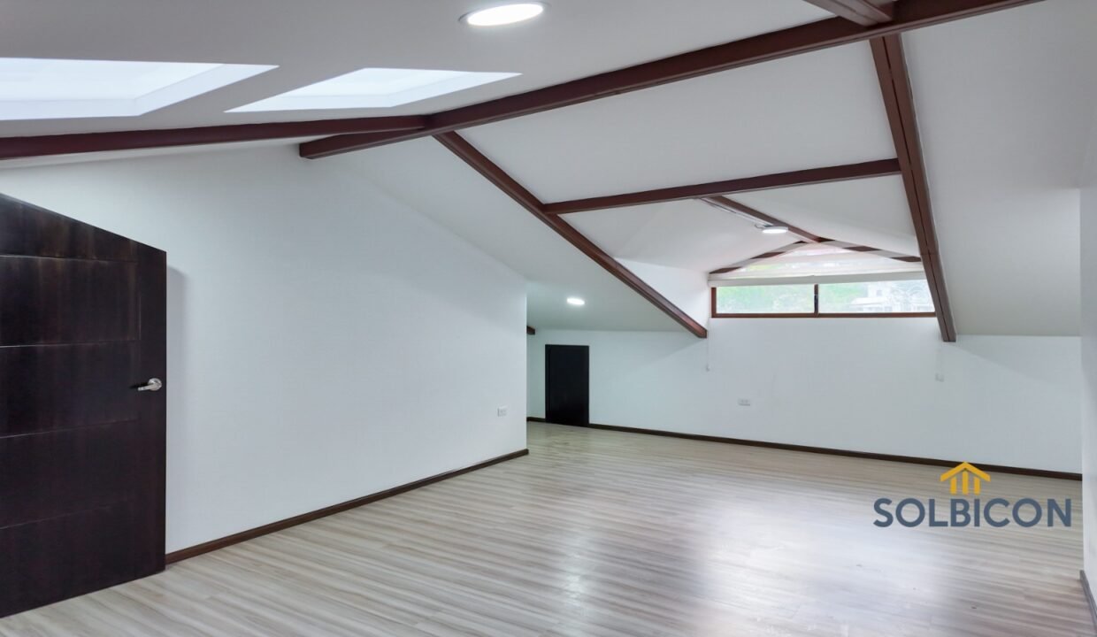 WhatsApp Image 2024-08-23 at 11.18.56 (3)