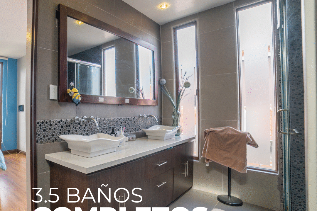 Tres baños y medio-Solbicon