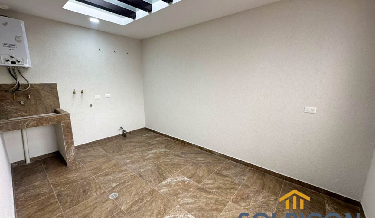 WhatsApp Image 2025-10-30 at 09.49.16 (1)