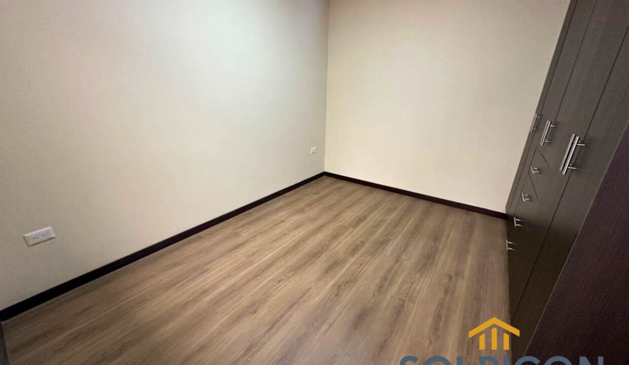 WhatsApp Image 2025-10-30 at 09.49.19 (5)