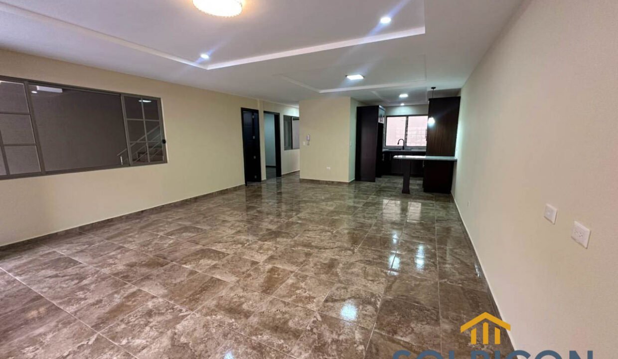 WhatsApp Image 2025-10-30 at 09.49.20 (1)