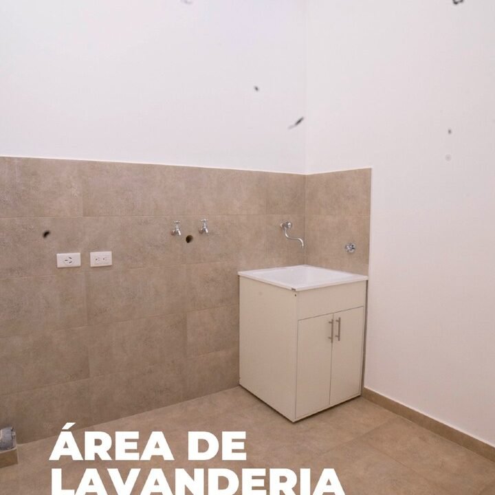 SaveClip.App_657876091_18099303575287999_7191242132946683183_n